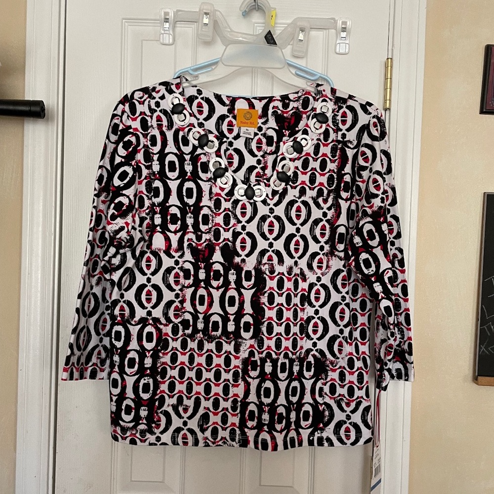 Ruby Rd Red/Black/White  XL Beaded 3/4 Sleeve Top